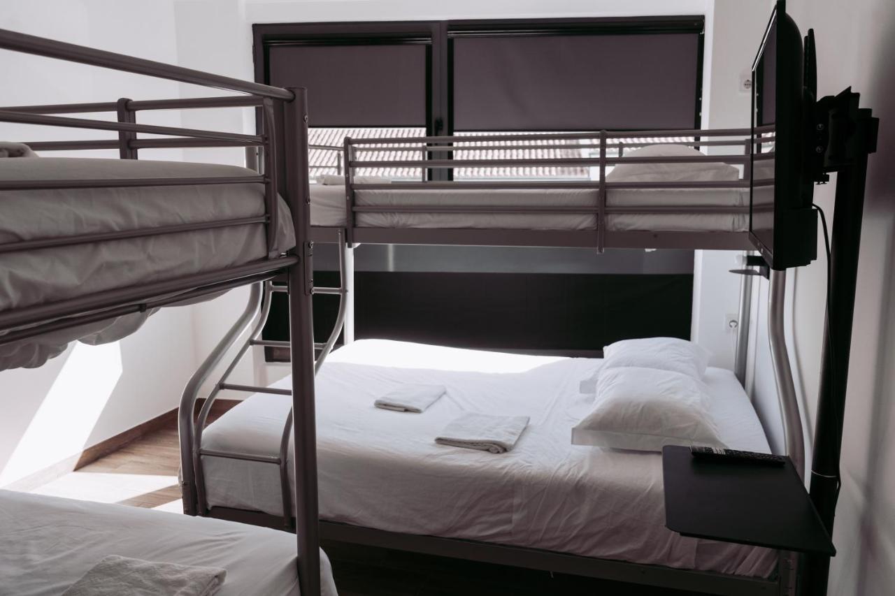 Middle Point Hostel Sardoal Ngoại thất bức ảnh